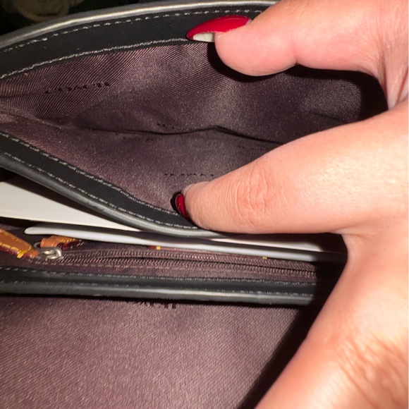 Like New Coach Leather Bag - Picture 4 of 9